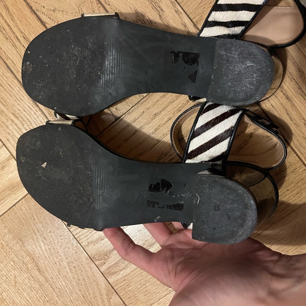 Adolfo Dominguez | Animal faux sandals - Picture 8 of 8
